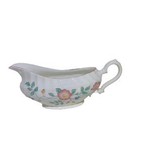 Churchill Briar Rose Fine English Tableware Gravy Boat‎ - Staffordshire England